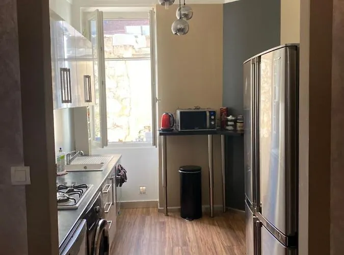 Apartament 3 P 75 M2 Centre De Nicea